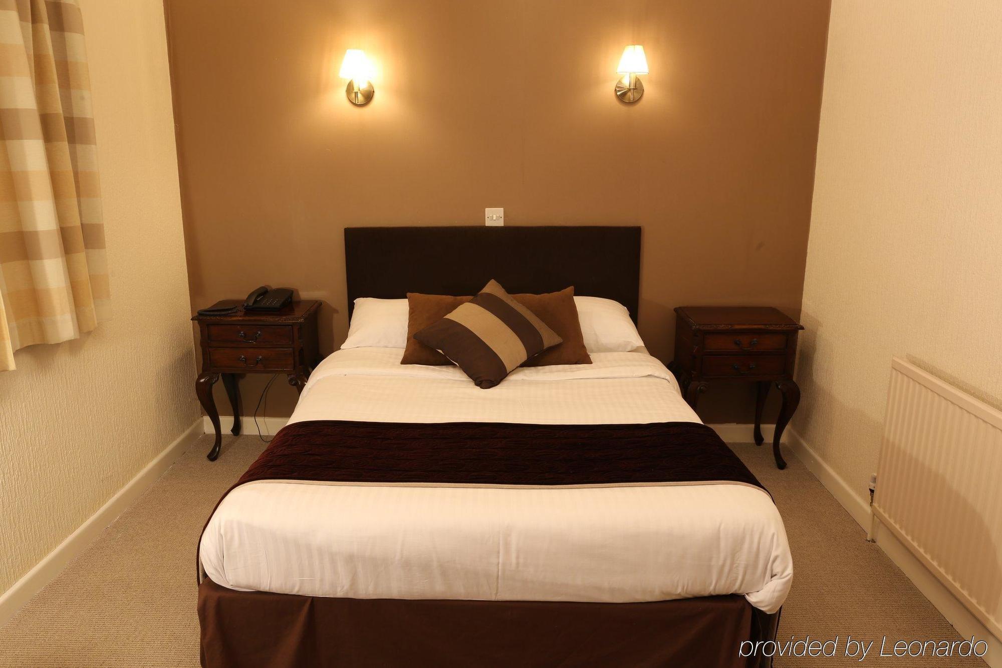 The Cedars Hotel, לאפבורו מראה חיצוני תמונה